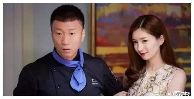 当她在电视直播中赤裸上身时，《今晨》的观众称赞她是“勇敢的”癌症幸存者