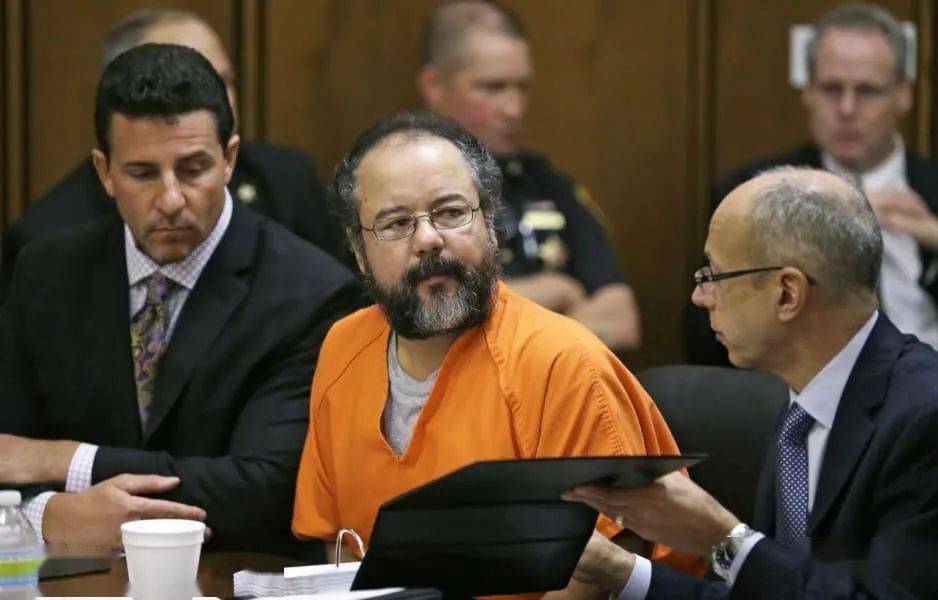 巴西前总统费尔南多·科洛尔因腐败罪被捕