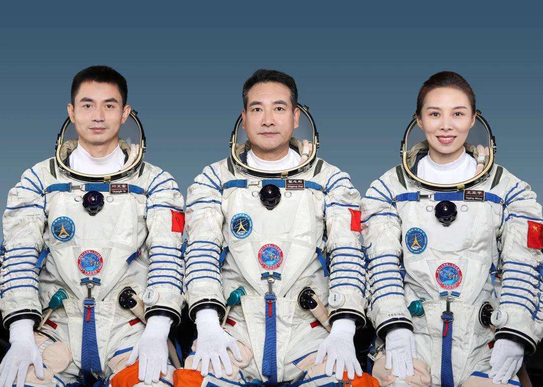 中国公布了空间站发射的新宇航员团队