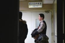 卡姆登刺伤：餐馆老板冲去救在碎玻璃池中发现的受害者