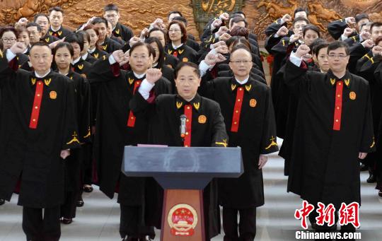 德克萨斯州和纽约州法官扩大了对面临遣返的委内瑞拉移民的临时保护