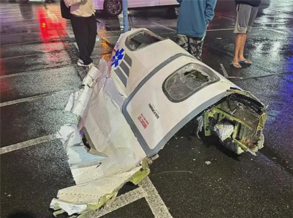 泰国一架警用飞机坠海，机上6人全部遇难
