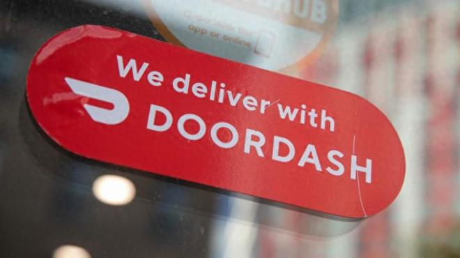 DoorDash同意以39亿美元收购英国竞争对手Deliveroo